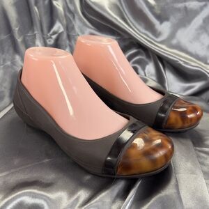 Crocs Ballet Flats Women's 7 Tortoise Cap Toe Casual Slip On Brown Spring Shoes